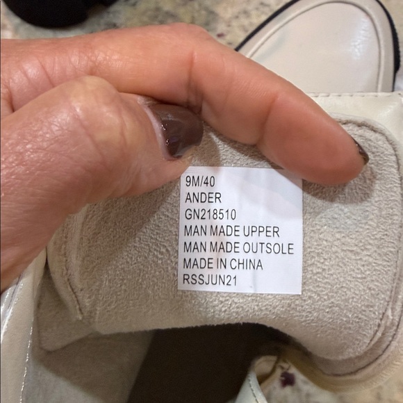 BCBGeneration  Women’s Ander Combat Booties off white size 9 - Picture 5 of 12